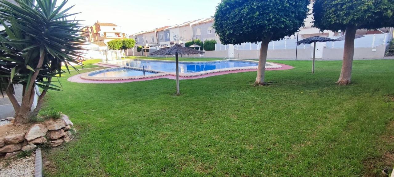 Estudio De Lujo Torrevieja Exteriér fotografie